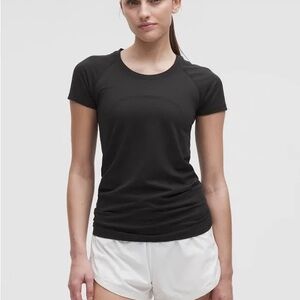 Lululemon black swiftly tech short sleeve.